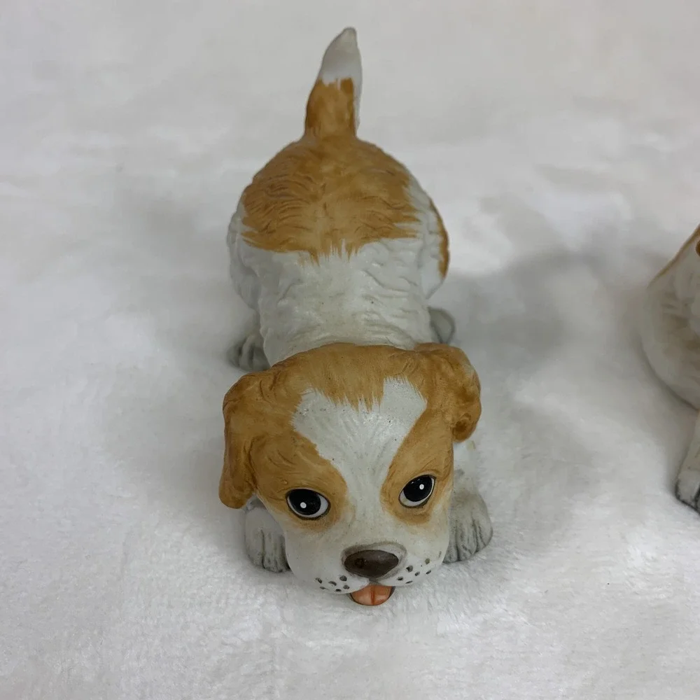 2 Vintage Homco No. 1407 Porcelain Puppy Dog‎ Figurines Tan and White